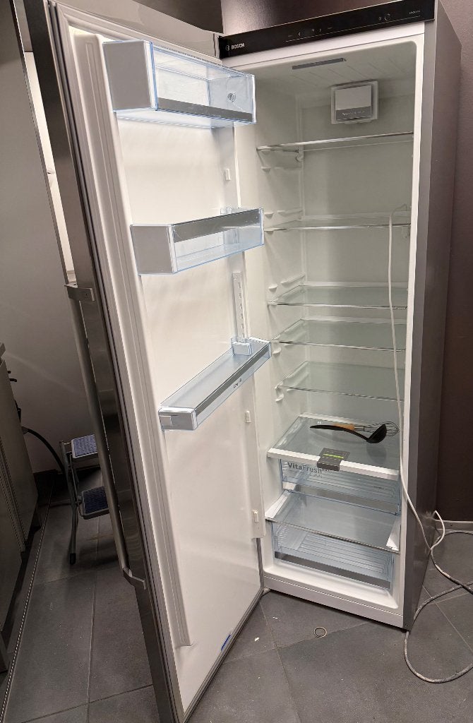 Bosch koelkast, 200 liter of meer, Ophalen, Zo goed als nieuw, Zonder vriesvak