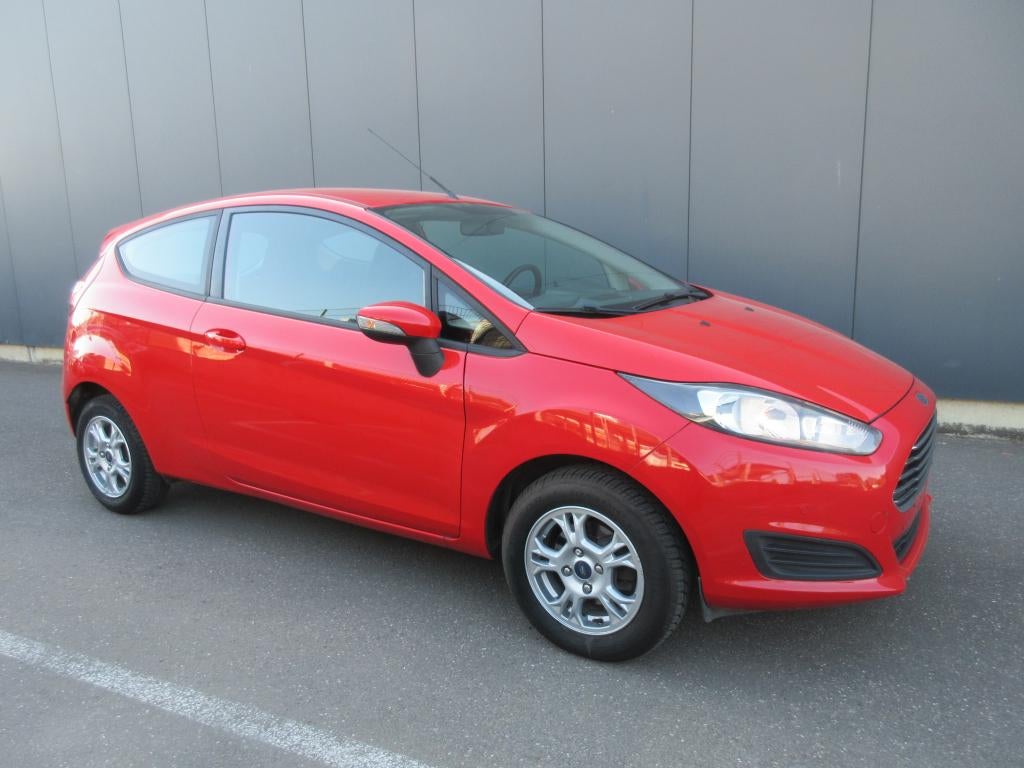 FORD FIESTA 12.50I GEKEURD, Auto's, Voorwielaandrijving, Euro 5, Stof, 4 cilinders