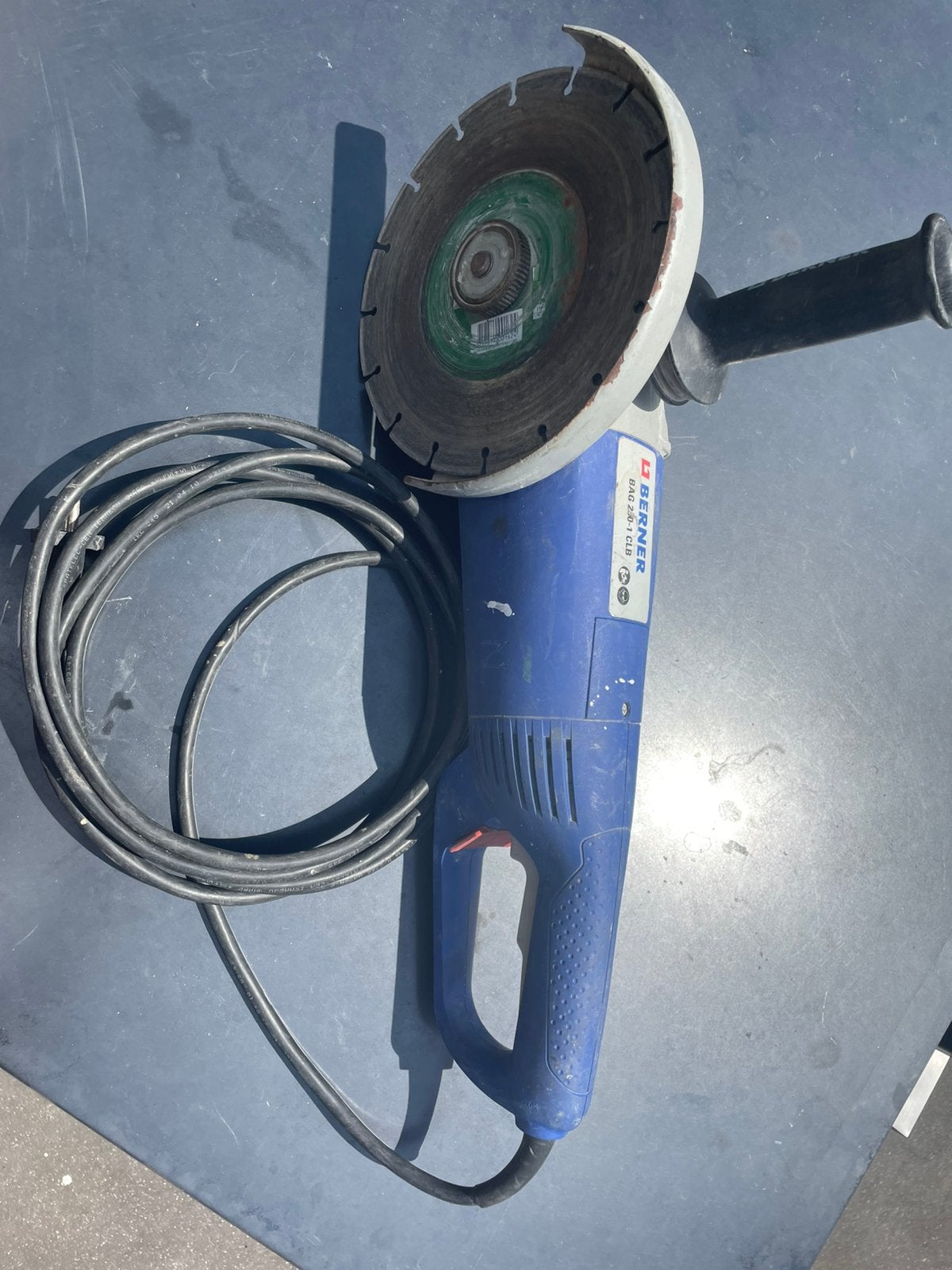Professionele haakse slijper Berner 230mm, Ophalen, Gebruikt