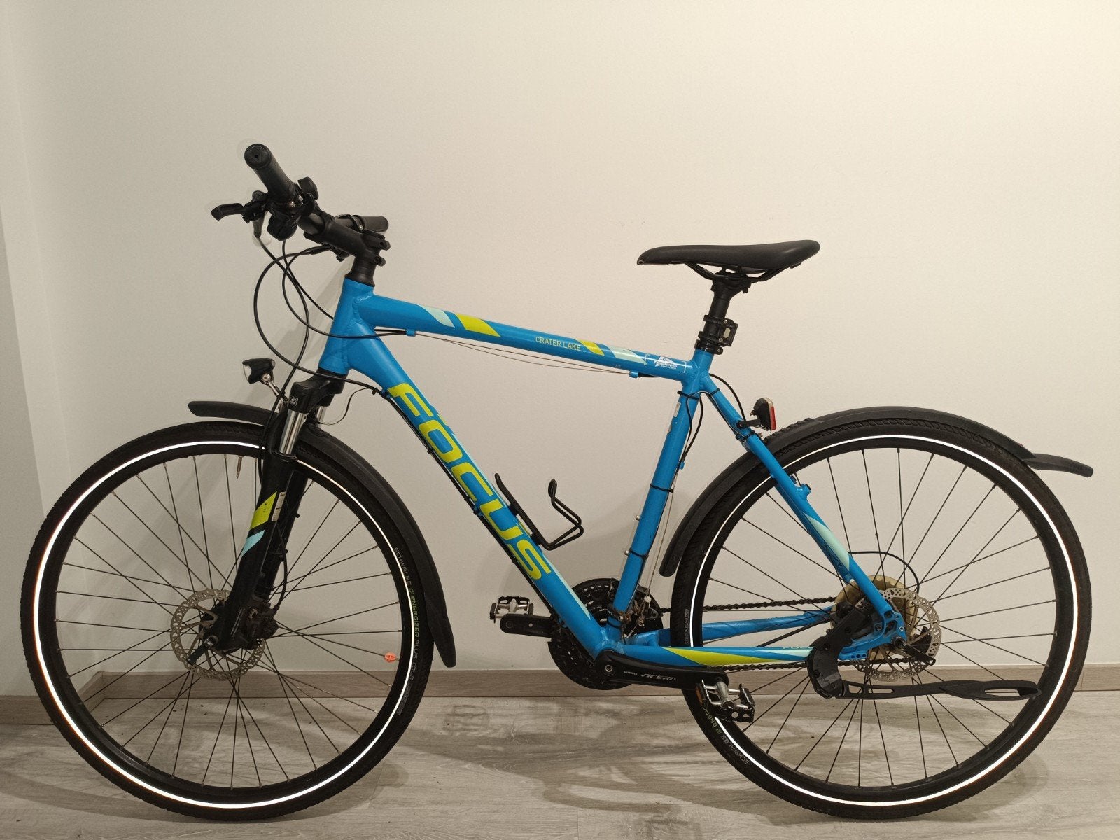 Vélo VTC Focus Crater Lake Taille L Vitesses Très bon ét, Vélos & Vélomoteurs, Enlèvement ou Envoi, Comme neuf, Suspension