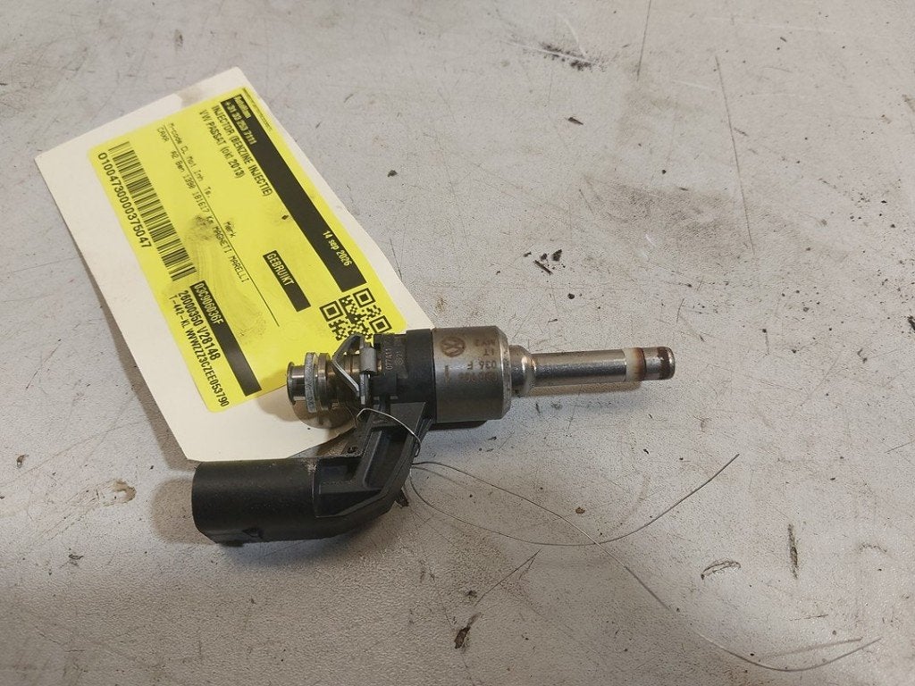 INJECTEUR Passat Variant (365) (|03C906036M|03C906036F|), Volkswagen, Volkswagen AG, Utilisé, Kundenbetreuung@volkswagen.de