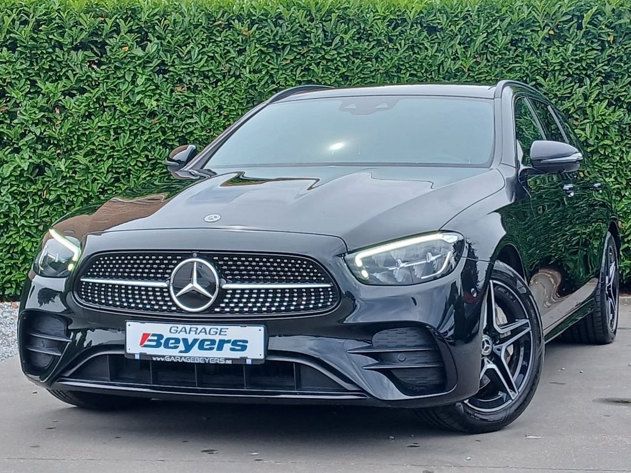 Mercedes-Benz E-Klasse 300 E 300 e PHEV AMG-Line 211PK, Auto's, Automaat, Achterwielaandrijving, Gebruikt, Alcantara