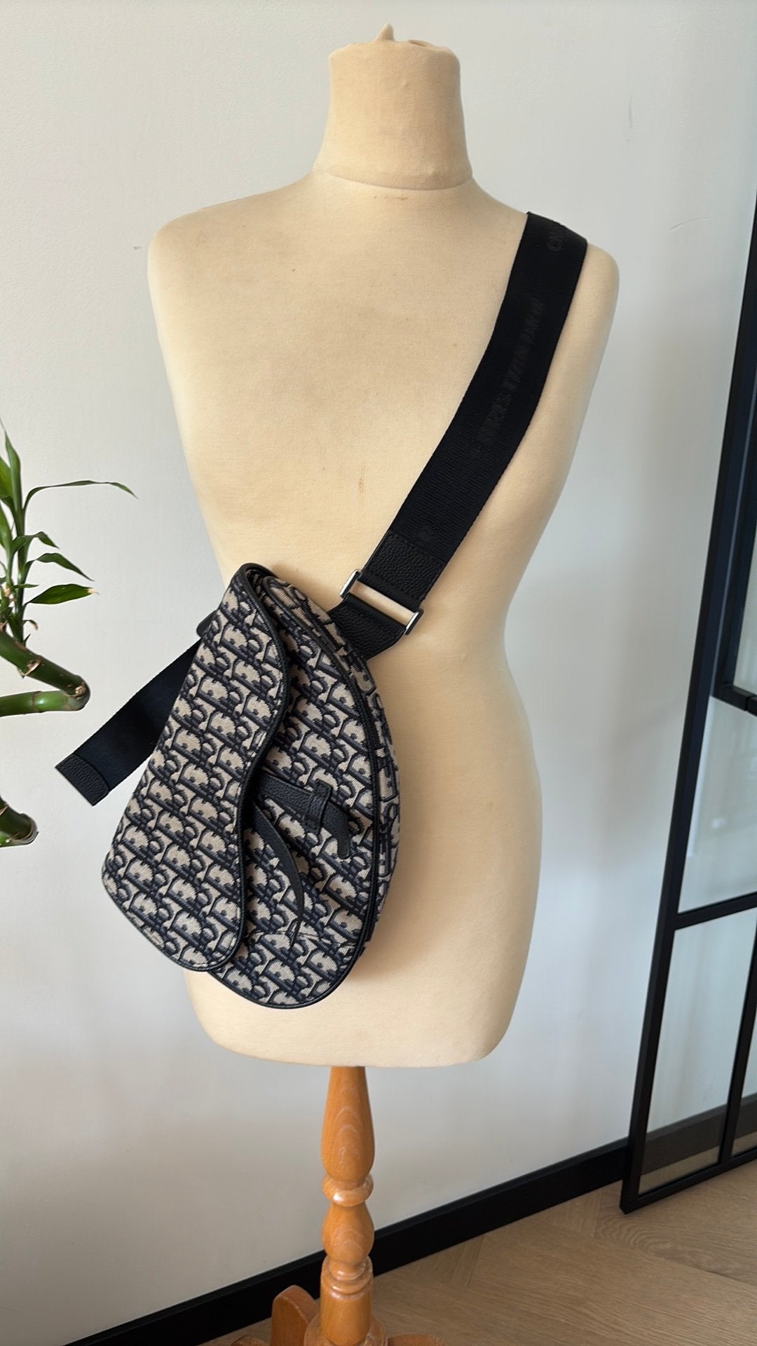 Nooit gedragen Crossbody Handtas, Ophalen, Zo goed als nieuw, Handtas