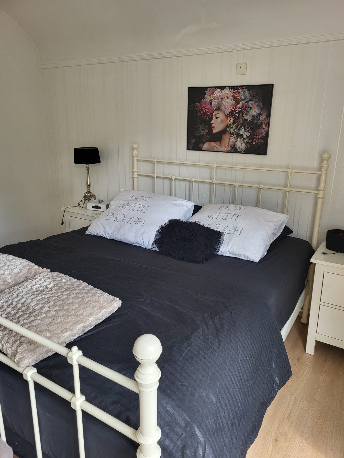 Metalen bed. 1,60 m, Ophalen, Gebruikt, Klassiek, Tweepersoons