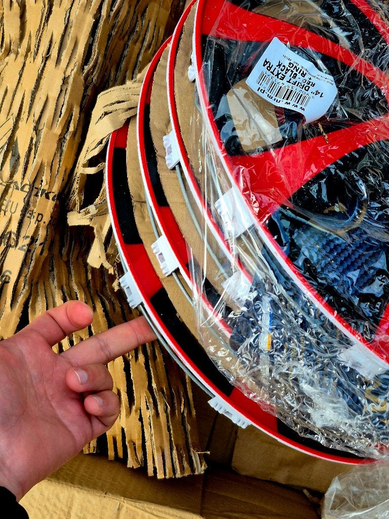 Set van 4 extra driftwieldoppen - rood/zwart - 14", Auto-onderdelen, Banden en Velgen, All Season, 14 inch, Gebruikt, Ophalen of Verzenden