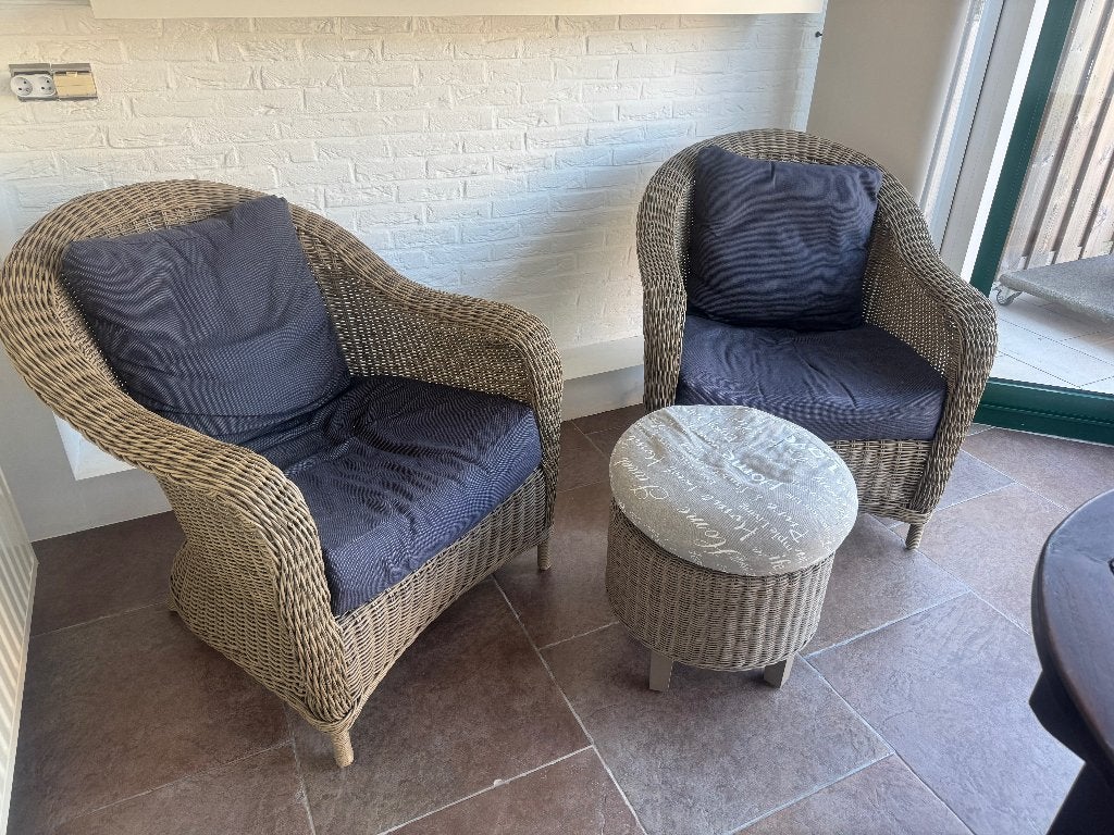 Set van 2 wicker fauteuils / zetels met kussens – naturel, 75 à 100 cm, Osier ou Rotin, Comme neuf, Landelijk