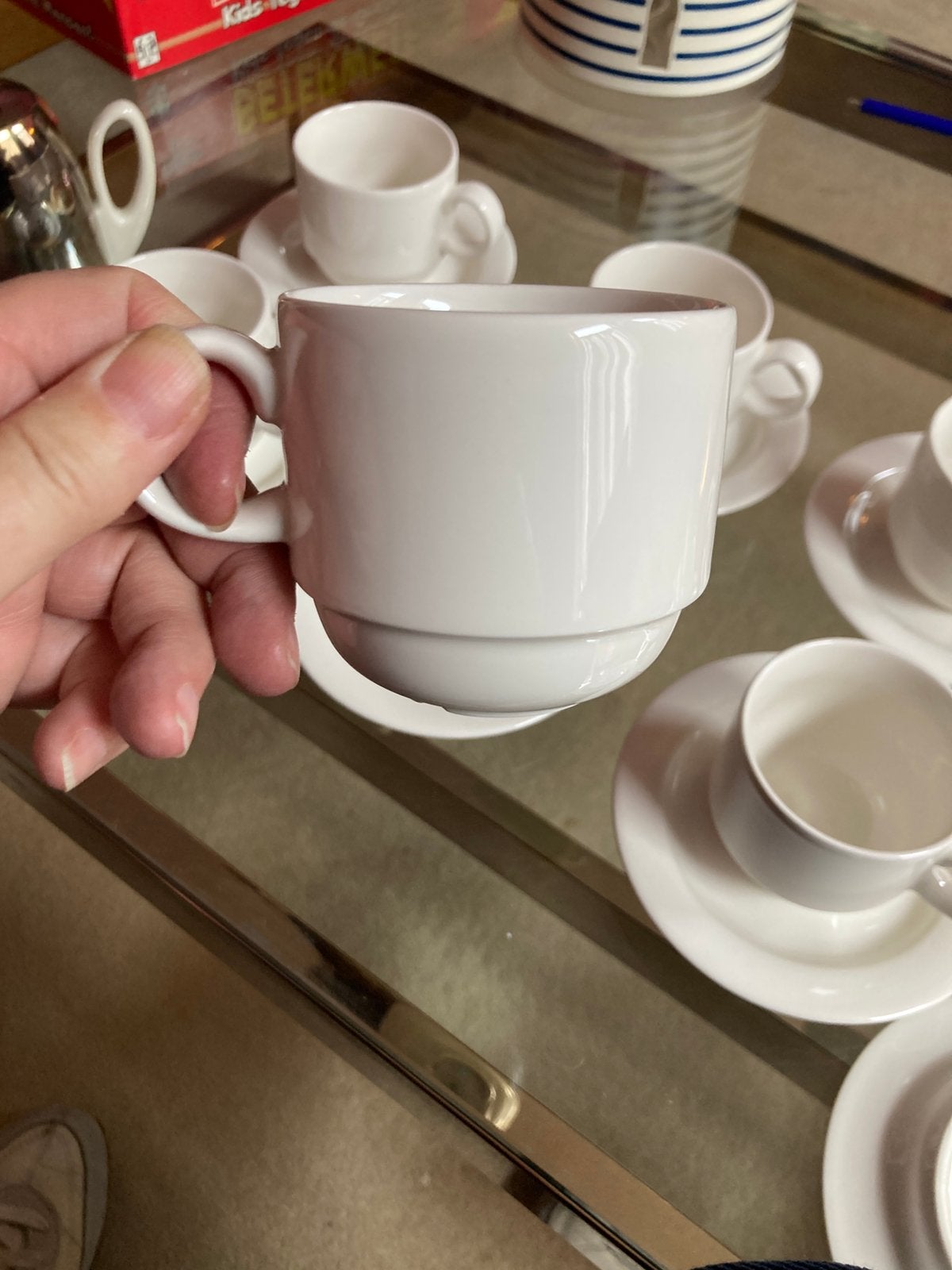 Arabia Finland koffiekoppen en schotels in porselein., Ophalen