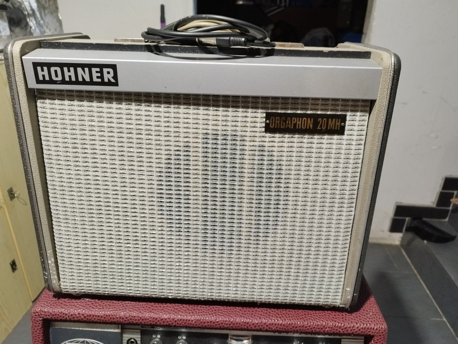 Ampli hohner 20 mh année 60/ampli dynacord favorite 1968, Muziek en Instrumenten, Instrumenten | Onderdelen, Ophalen of Verzenden
