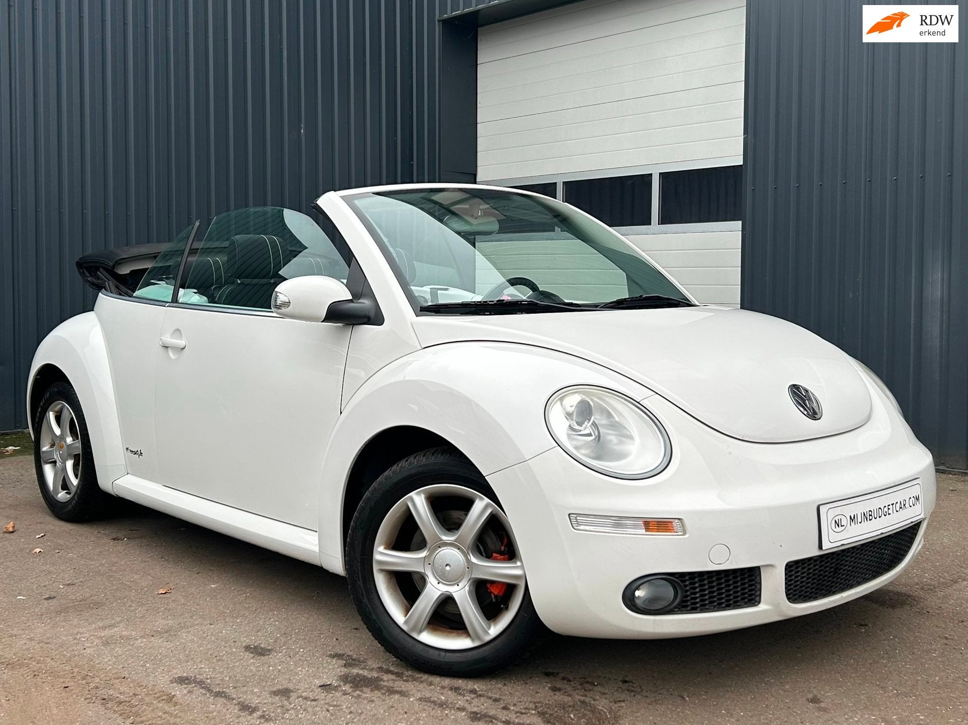 Volkswagen New Beetle Cabriolet 1.6 Trendline, Auto's, Voorwielaandrijving, Gebruikt, Beetle (Kever), 4 cilinders