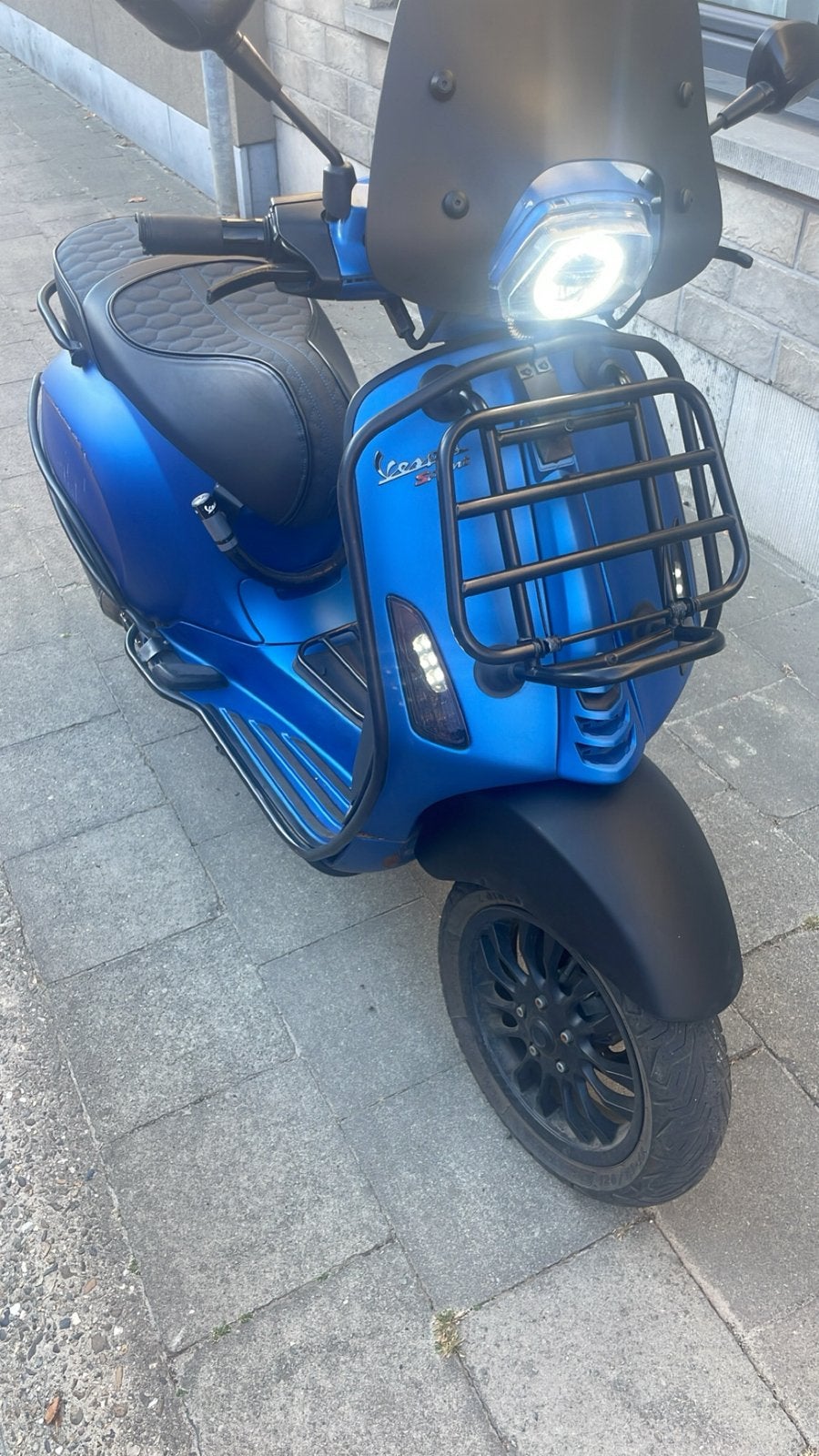 Vespa sprint - A klasse, Fietsen en Brommers, Ophalen, Zo goed als nieuw, Benzine, 50 cc