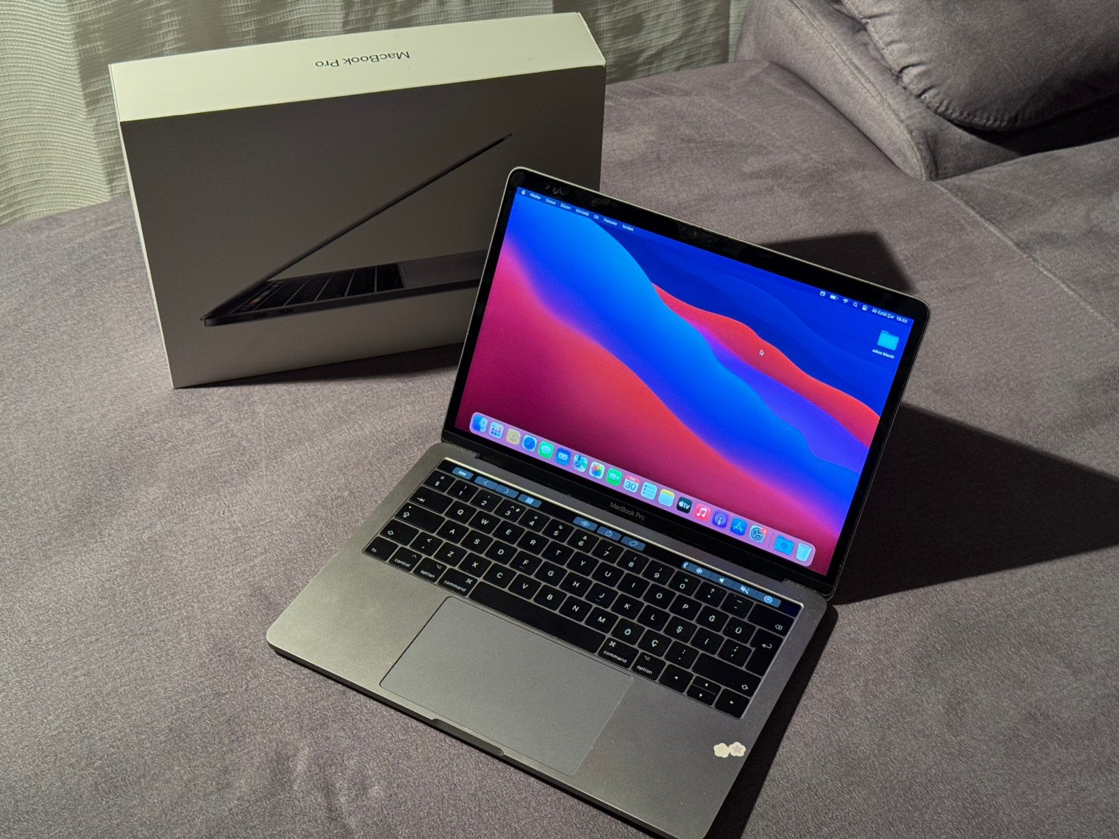 Macbook Pro 2016 touchbar schermlijn probleem, Informatique & Logiciels, 256 GB, 8 GB, Comme neuf, Enlèvement