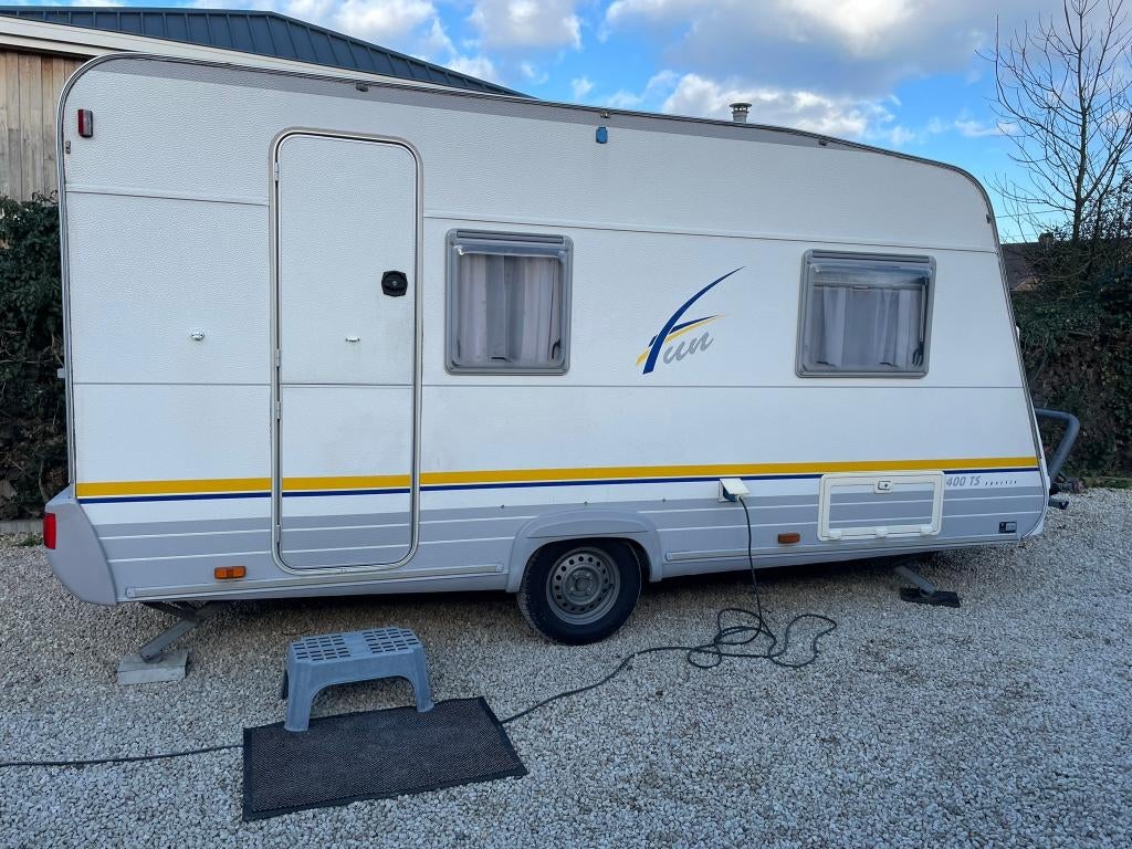Caravan burstner fun 400 ts bj 2001, Roue de secours, Particulier, Bürstner, Jusqu'à 3