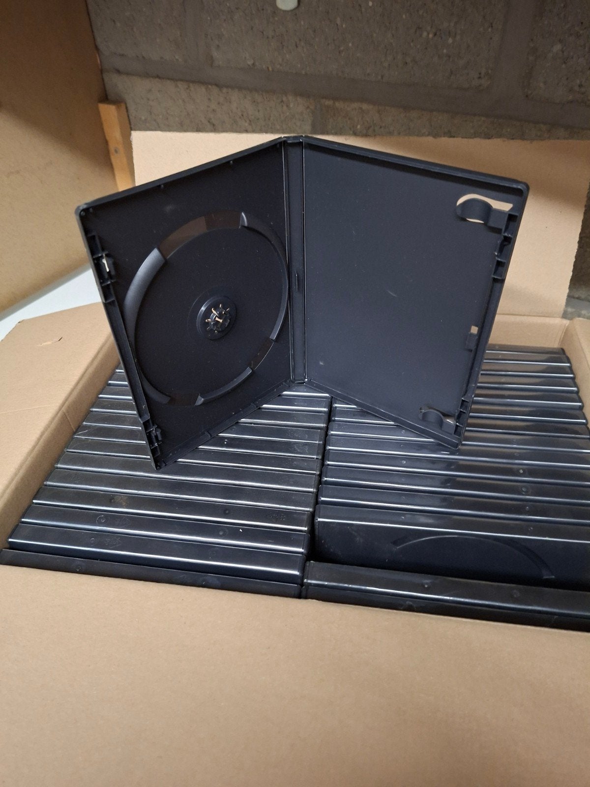 Cd en dvd doosjes, Ophalen