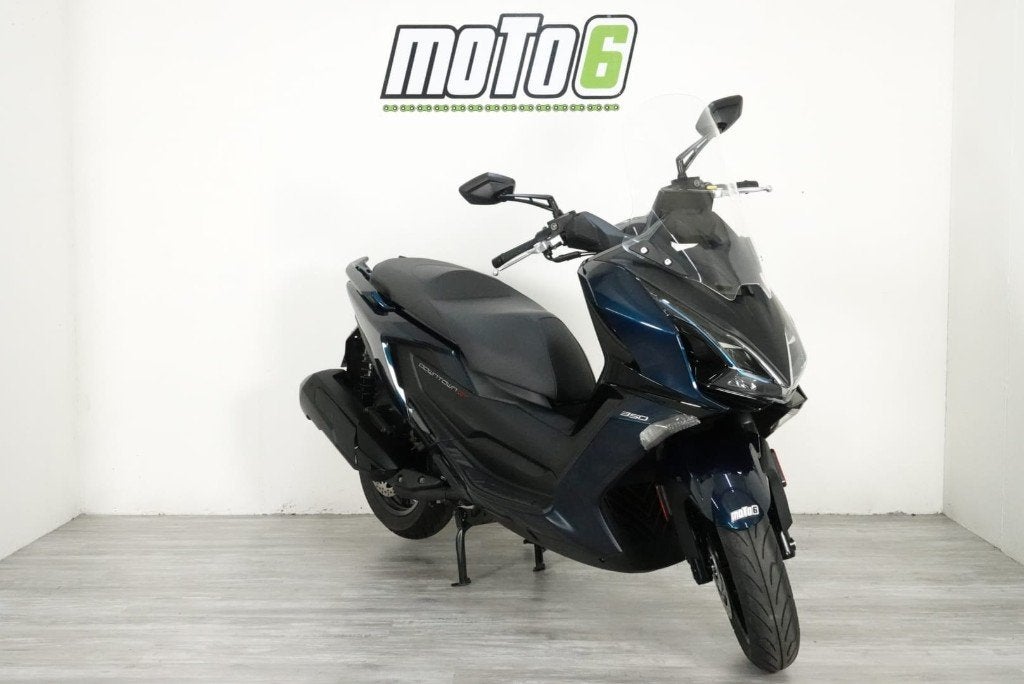Moteur de démonstration Kymco Downtown GT 350, Motos, 350 cm³, Scooter, Entreprise, Occasion