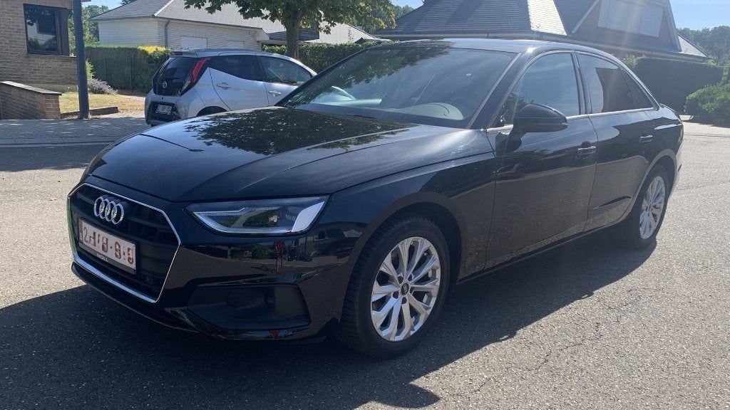 Audi A4 35 TFSI 2.0 ess Autom./Business Ed./Pack Assist/GPS+, Autos, Audi, Achat, Commande vocale, Noir, Automatique