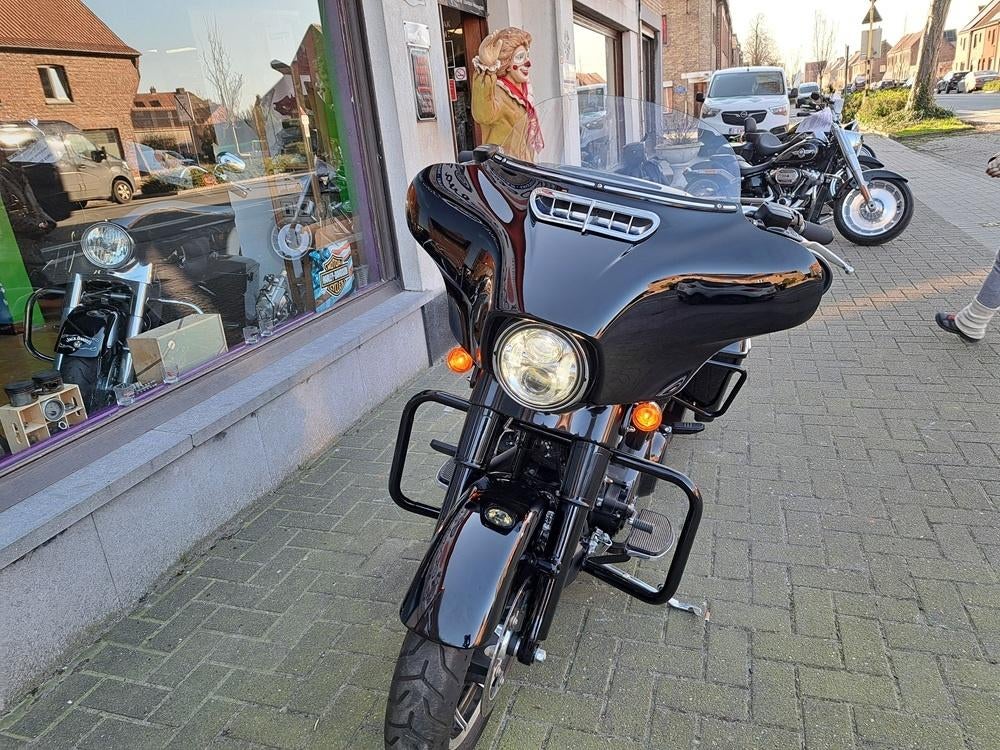 Harley streetglide -2021- 6121 km, Motoren, 1746 cc, 2 cilinders, Meer dan 35 kW, Toermotor