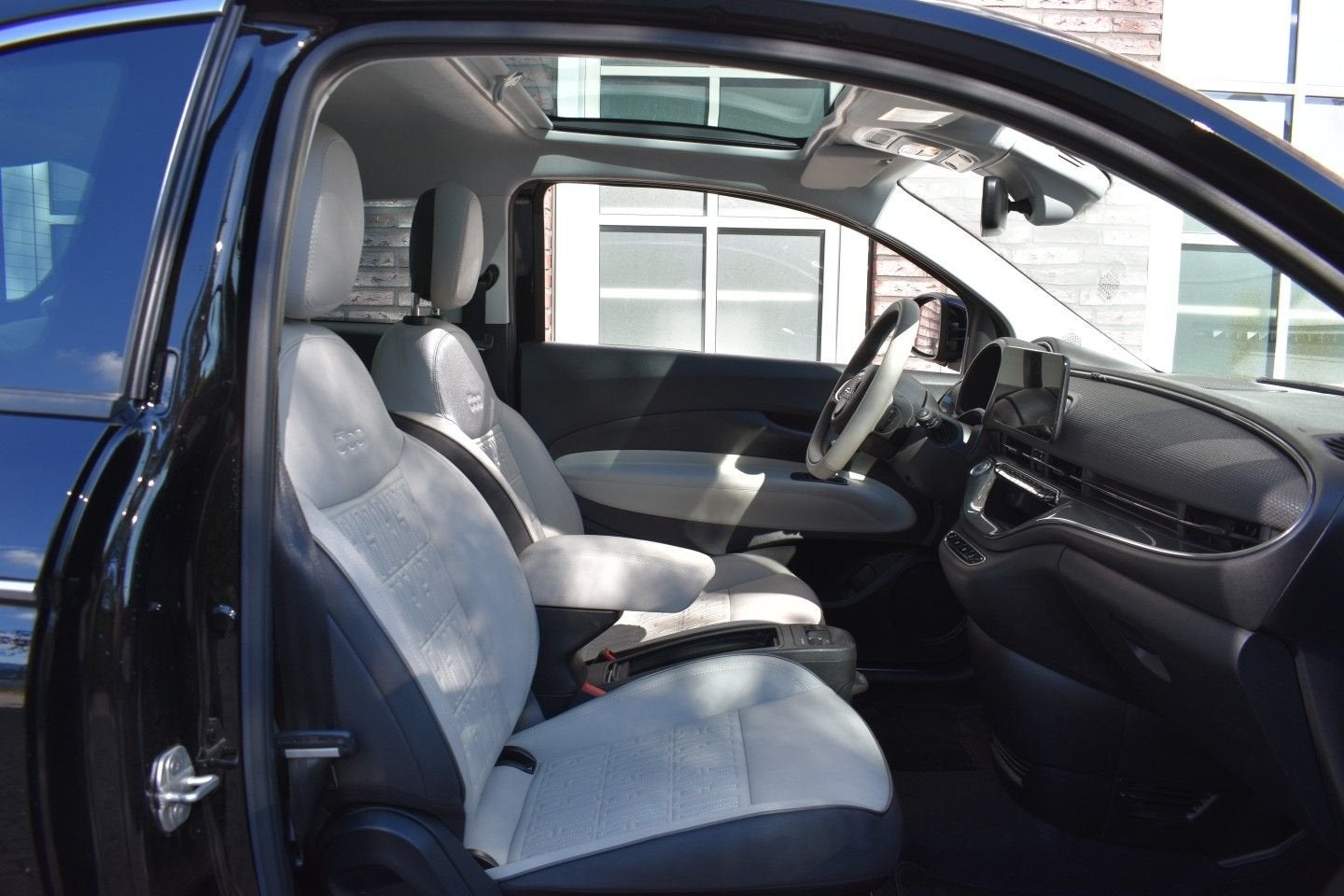 Fiat 500e 42KWh La Prima/SOH 94% Panoramadak/Leer/JBL Speake, Autos, Achat, Entreprise, Ordinateur de bord, Automatique