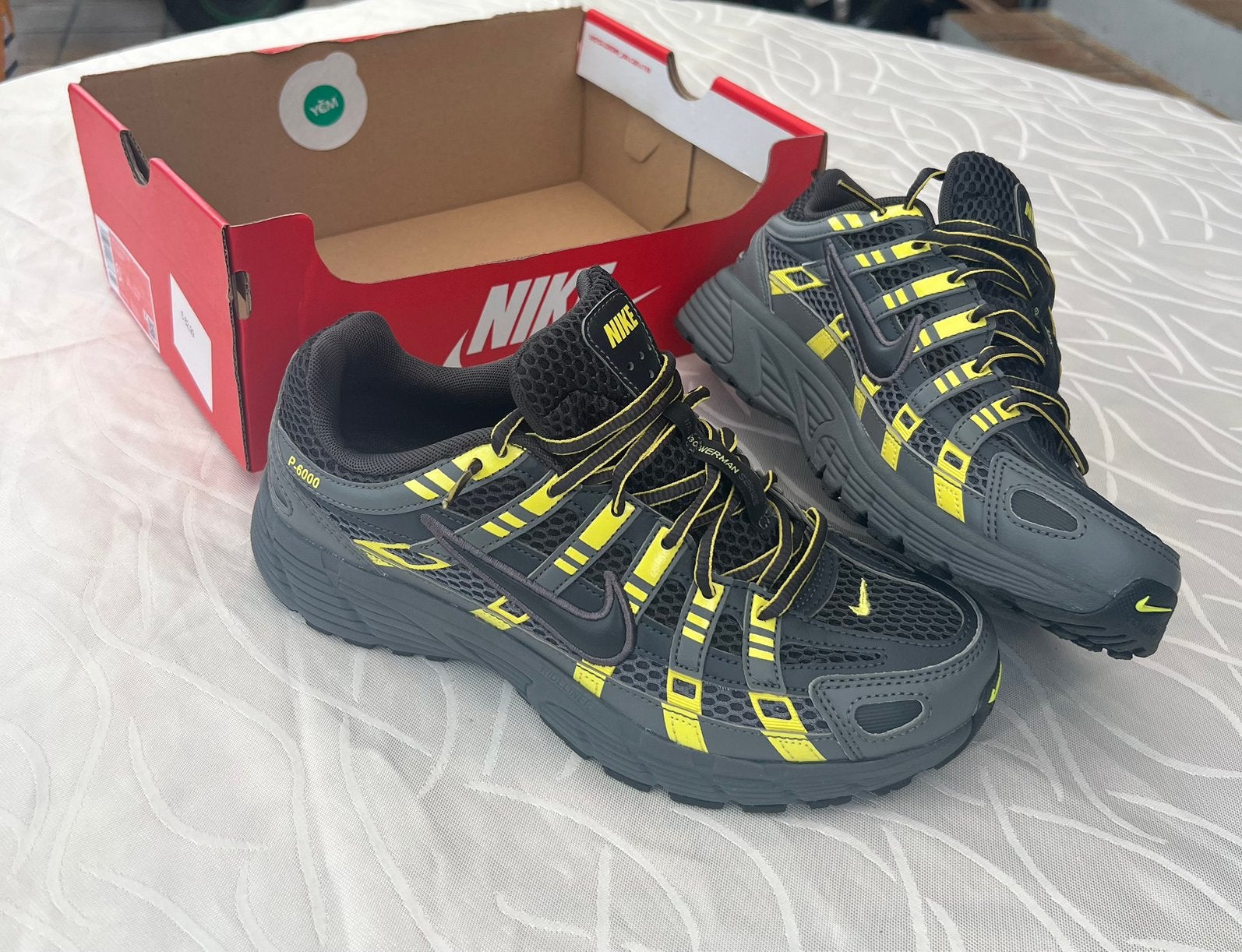 Nike p6000, Zwart, Nieuw, Ophalen of Verzenden, Sneakers