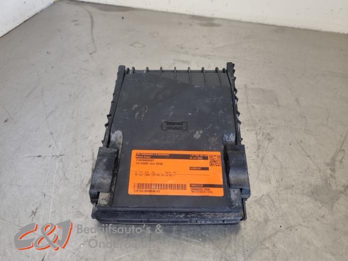 Boîte à fusibles d'un Volkswagen Caddy, Volkswagen, -, 3 mois de garantie, Utilisé