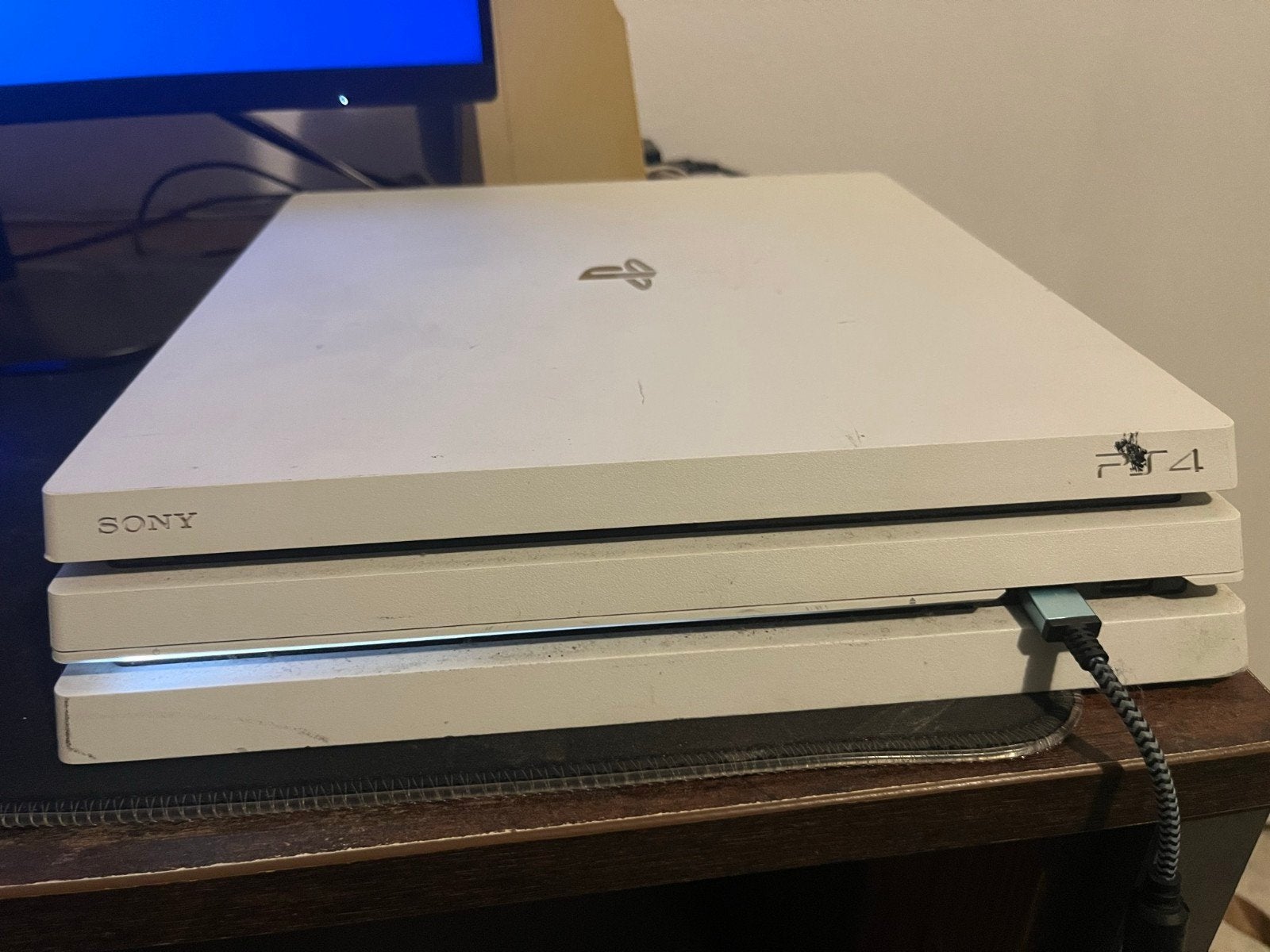 PS4 Pro version 11.50, Neuf, Avec 1 manette, Enlèvement, 1 TB