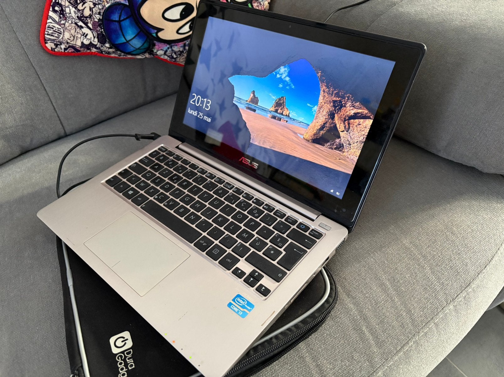 Asus Vivobook x202 touch 11" SSD voor Windows 10, Computers en Software, Windows Laptops, Gebruikt, Met touchscreen, Ophalen of Verzenden
