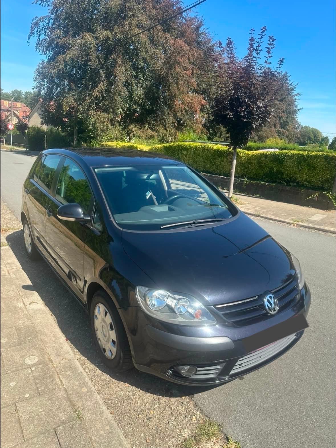 Golf 5 plus 1.9 Tdi prete à immatriculer, Autos, Achat, Boîte manuelle, Noir, 5 portes