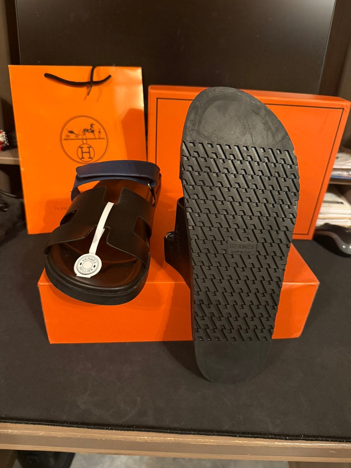 Hermes slippers, Kleding | Heren, Schoenen, Ophalen, Nieuw, Zwart, Slippers