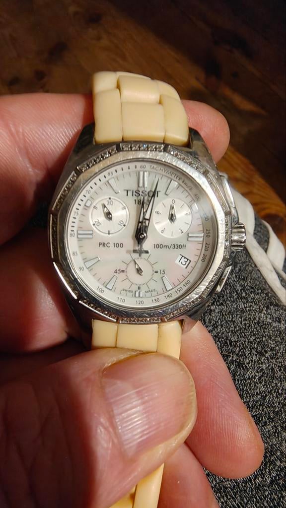 Tissot Diamant PRC 100 femme, Handtassen en Accessoires, Horloges | Dames, Ophalen of Verzenden, Gebruikt