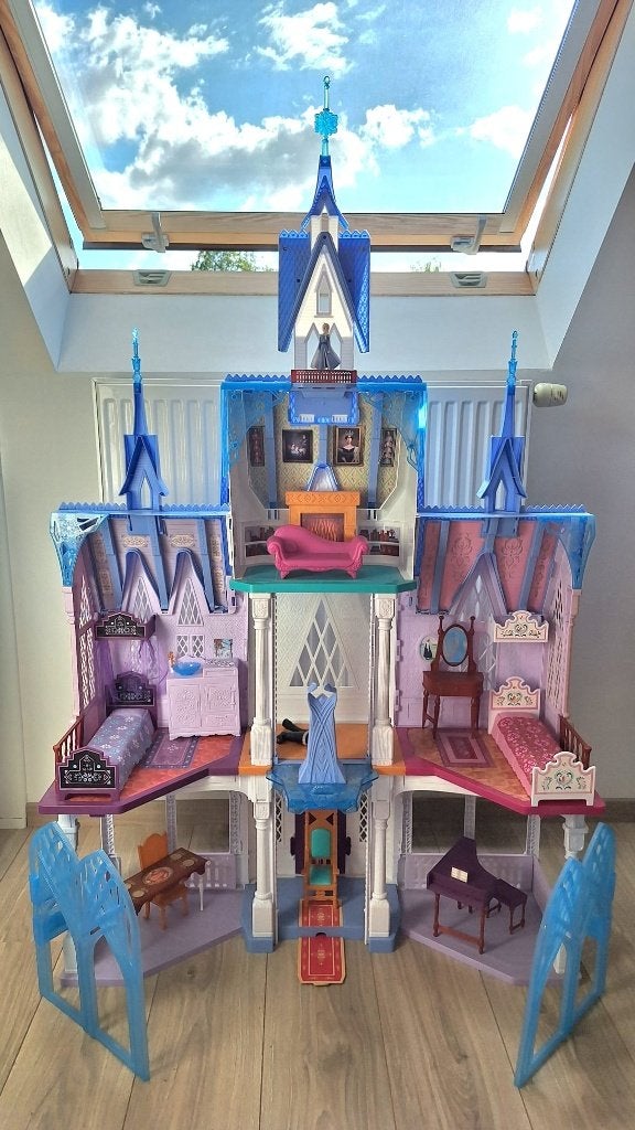 Frozen Arendelle kasteel, Kinderen en Baby's, Speelgoed | Poppenhuizen, Ophalen, Gebruikt, Poppenhuis