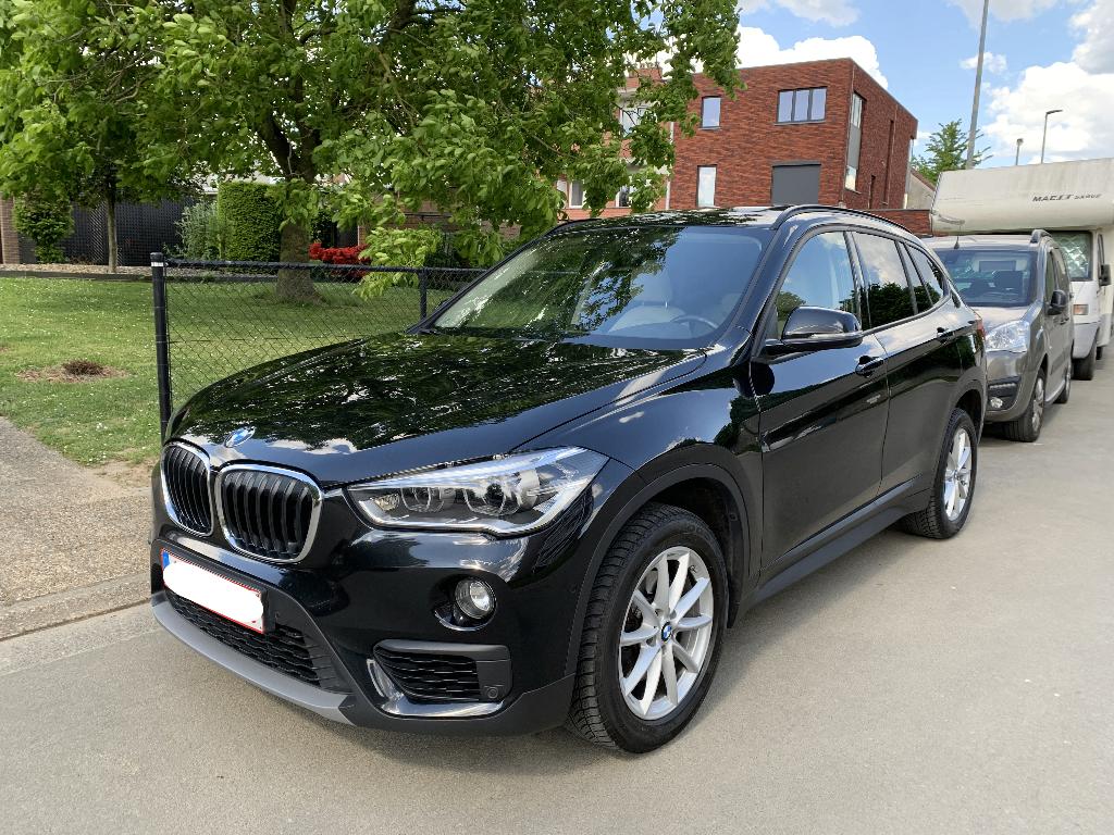 BMW X1 18D Automaat, Full Opties, Panodak, Leder, Ohboek, Auto's, Bluetooth, 4 cilinders, Zwart, Leder