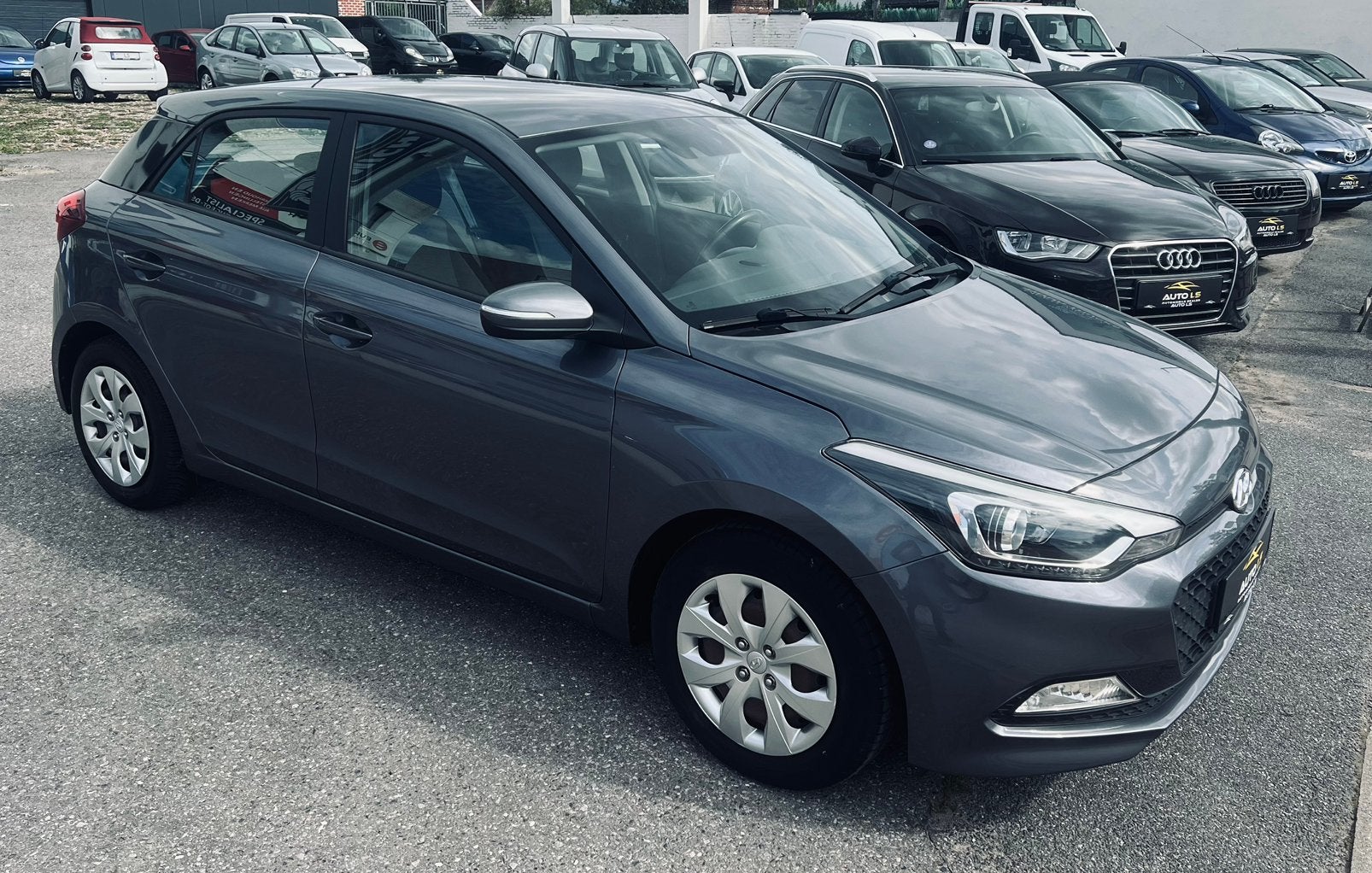 HUYNDAI I20 1.2 ESSENCE 2016 90.000KM, Autos, Argent ou Gris, Euro 6, Entreprise, 1055 kg