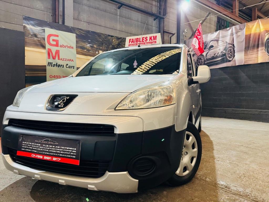 Peugeot Partner 1.6HDI 5Places double porte latérale, Achat, Entreprise, Garantie prolongée, Entretenue par le concessionnaire