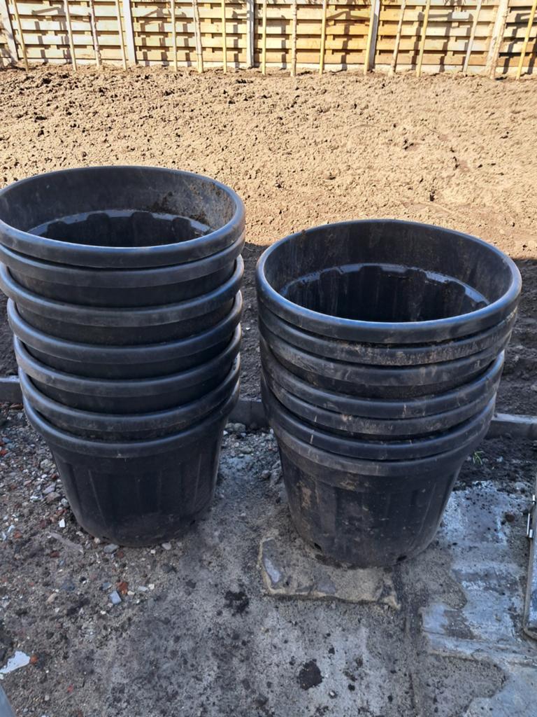 BIEDEN! 41 kunststof bakken voor bomen, Tuin en Terras, Bloembakken en Plantenbakken, Ophalen, Kunststof