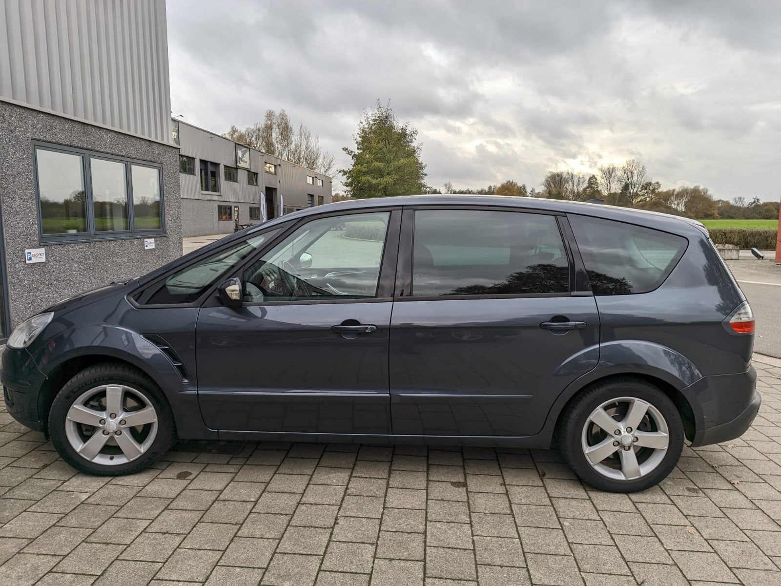 ford smax 1.8 tdci 2007 245000 km voor export, Autos, Cuir, Argent ou Gris, Achat, Boîte manuelle