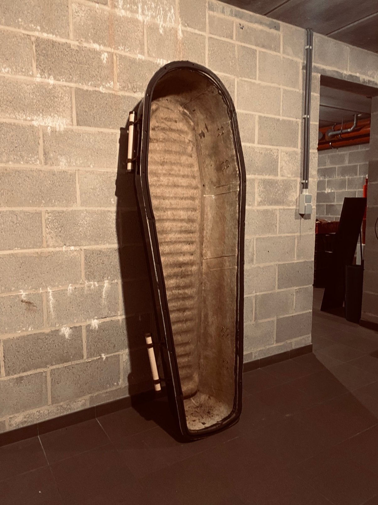 Ancien cercueil d’attente funéraire 190  65 cm – déco, Enlèvement