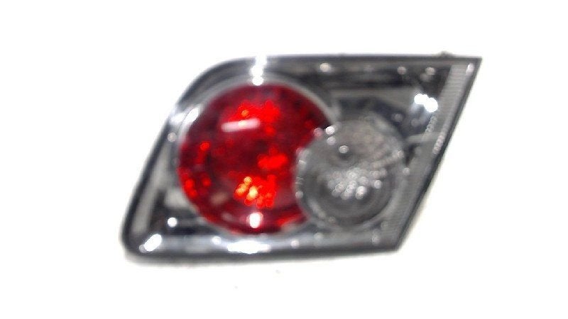 Achterlicht kofferdeksel achterklep links Mazda 6, Onderdelen@venauto.nl, Van der Ven Autorecycling B.V., Gebruikt, Ettenseweg 76, 4706 PB Roosendaal, The Netherlands