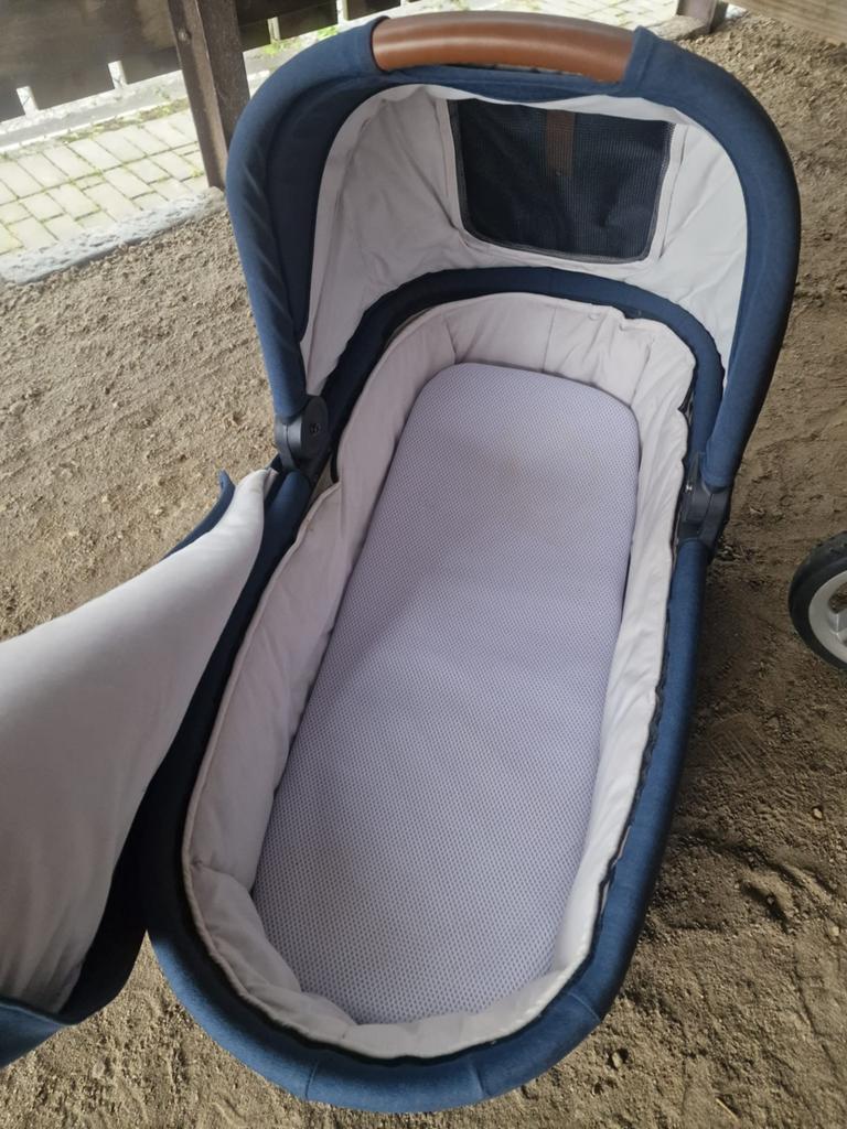 Buggie mutsy nio, Enlèvement, Comme neuf, Mutsy