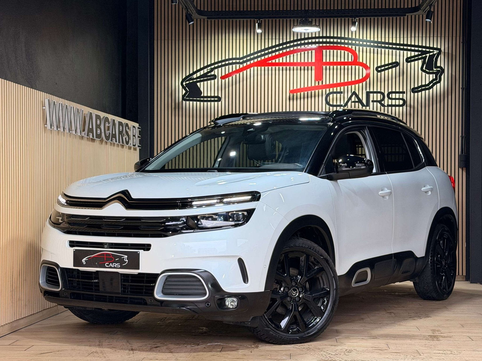 Citroën C5 Aircross 1.2i Feel * BOITE AUTO - FULL OPTIONS *, Autos, Citroën, 1940 kg, Achat, Euro 6, Entreprise