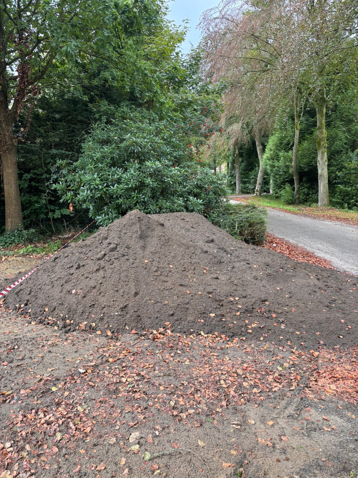 Gratis zwarte grond ( westmalle), Jardin & Terrasse, Terre & Fumier, Enlèvement