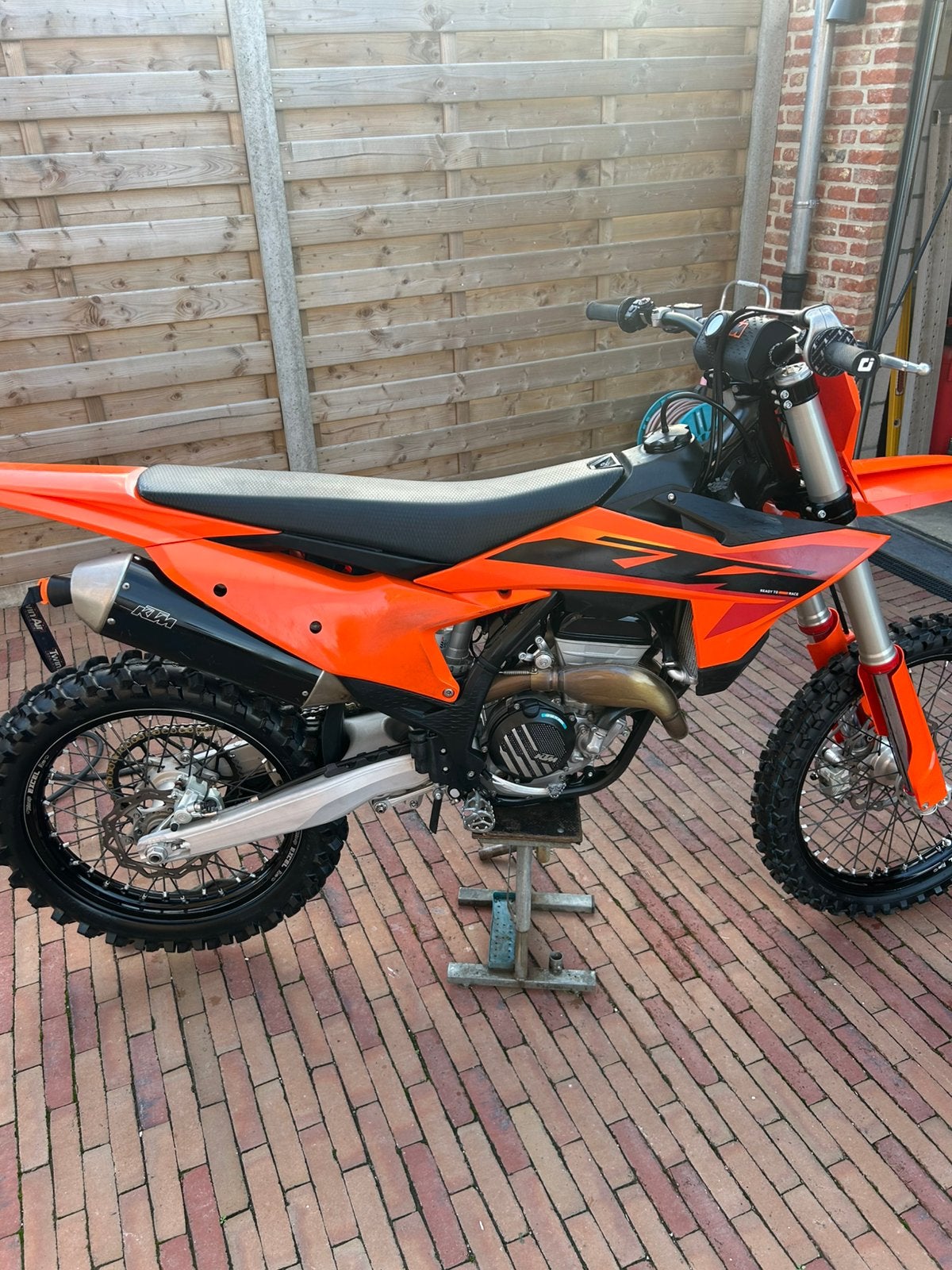 ktm 250 sxf bwj 2025, Vélos & Vélomoteurs, Enlèvement, Comme neuf
