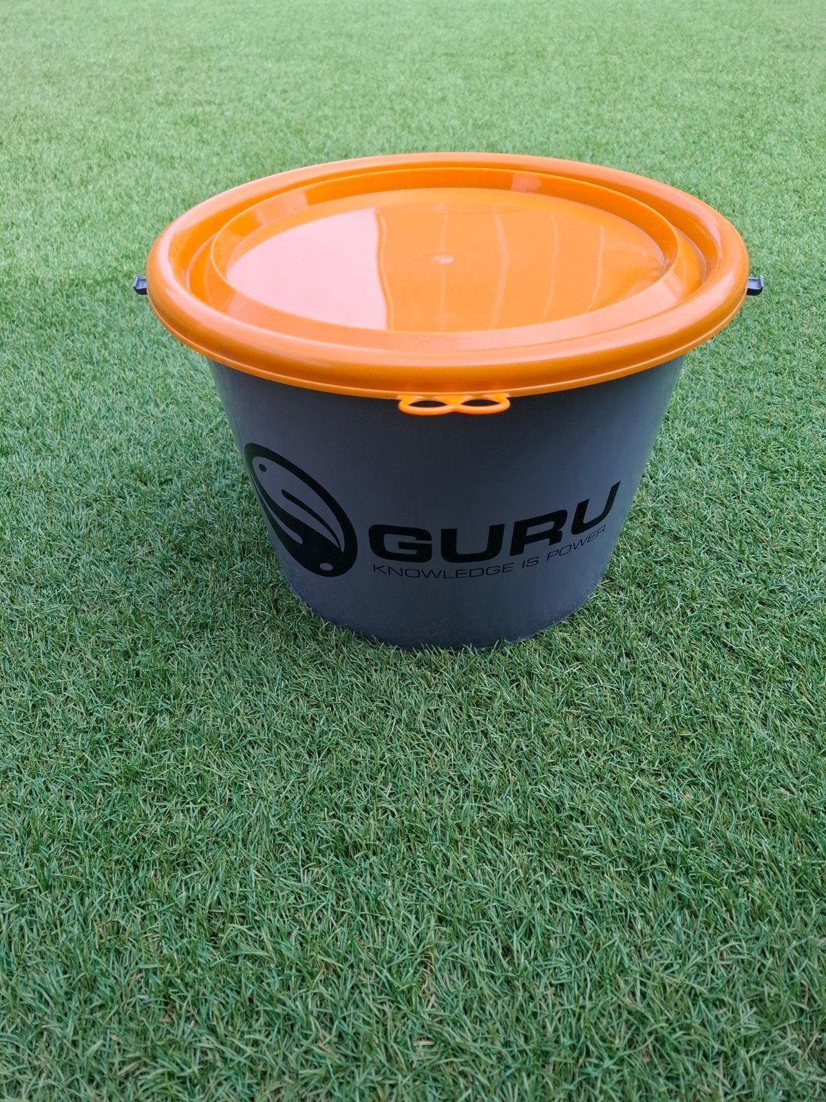 GURU Bucket 18L + Multi Riddle (NIEUW), Watersport en Boten, Hengelsport | Witvissen, Ophalen of Verzenden, Nieuw, Overige typen