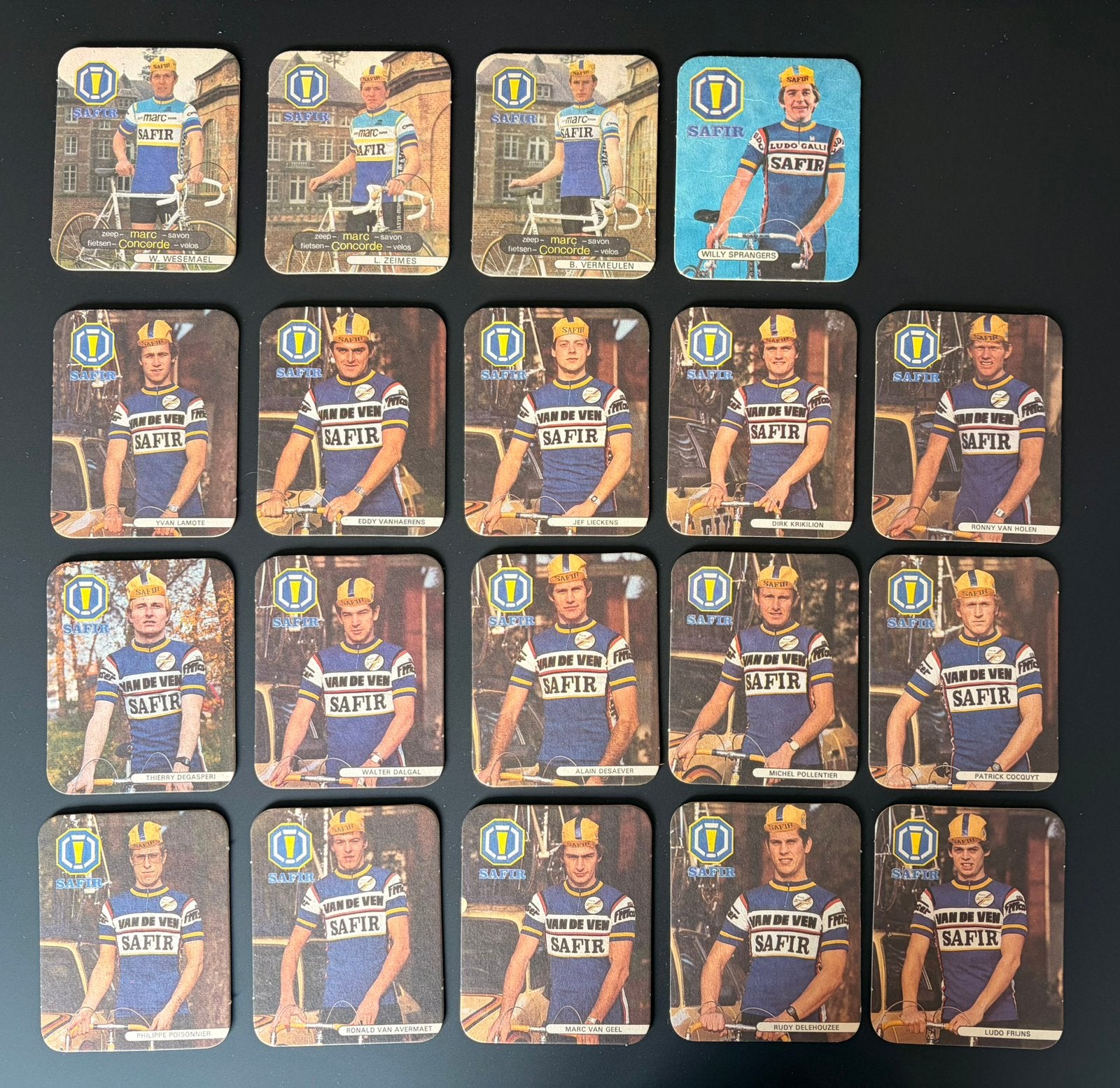 Bierkaartjes - safir - wielrenners, Hobby en Vrije tijd, Verzamelkaartspellen | Magic the Gathering, Ophalen