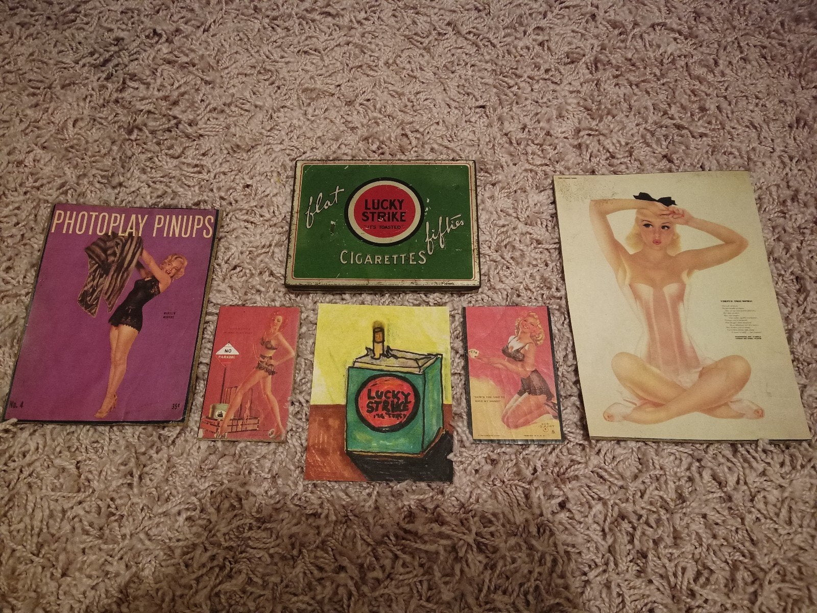 lot us pin up, Collections, Enlèvement ou Envoi