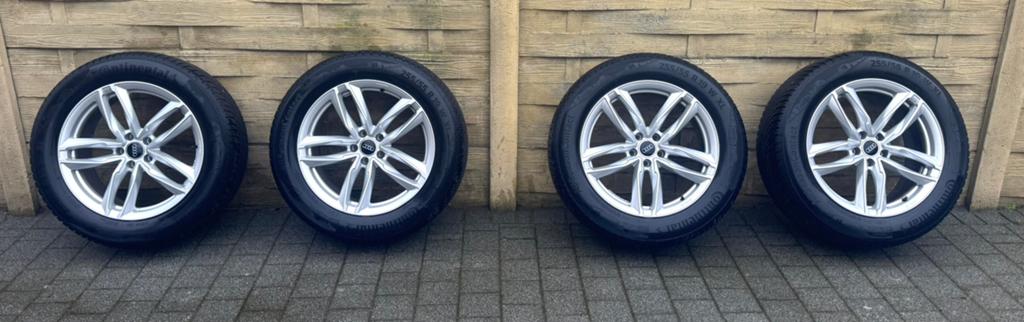 Originele 19 inch Audi velgenset!(NIEUWSTAAT), Auto-onderdelen, Banden en Velgen, Gebruikt, 255 mm, Banden en Velgen, All Season