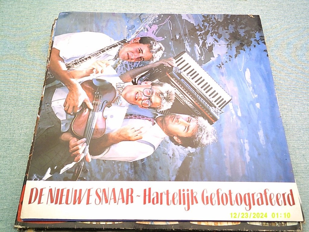 De Nieuwe Snaar – Hartelijk Gefotografeerd/ Vinyl lp.nieuw, Cd's en Dvd's, Vinyl | Nederlandstalig, LP, Zo goed als nieuw, Pop