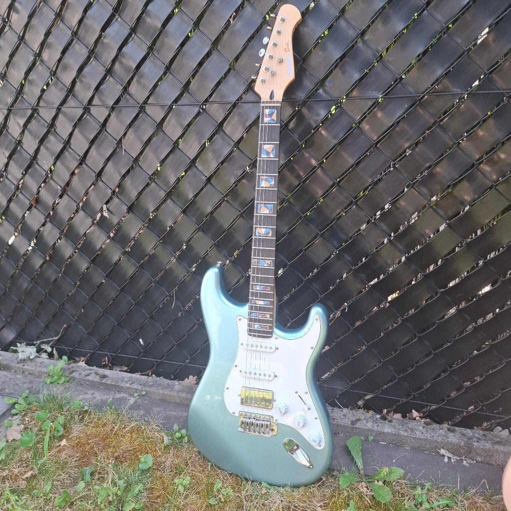 Donner DST-152 Stratocaster (RUILEN), Ophalen, Nieuw, Solid body, Overige merken