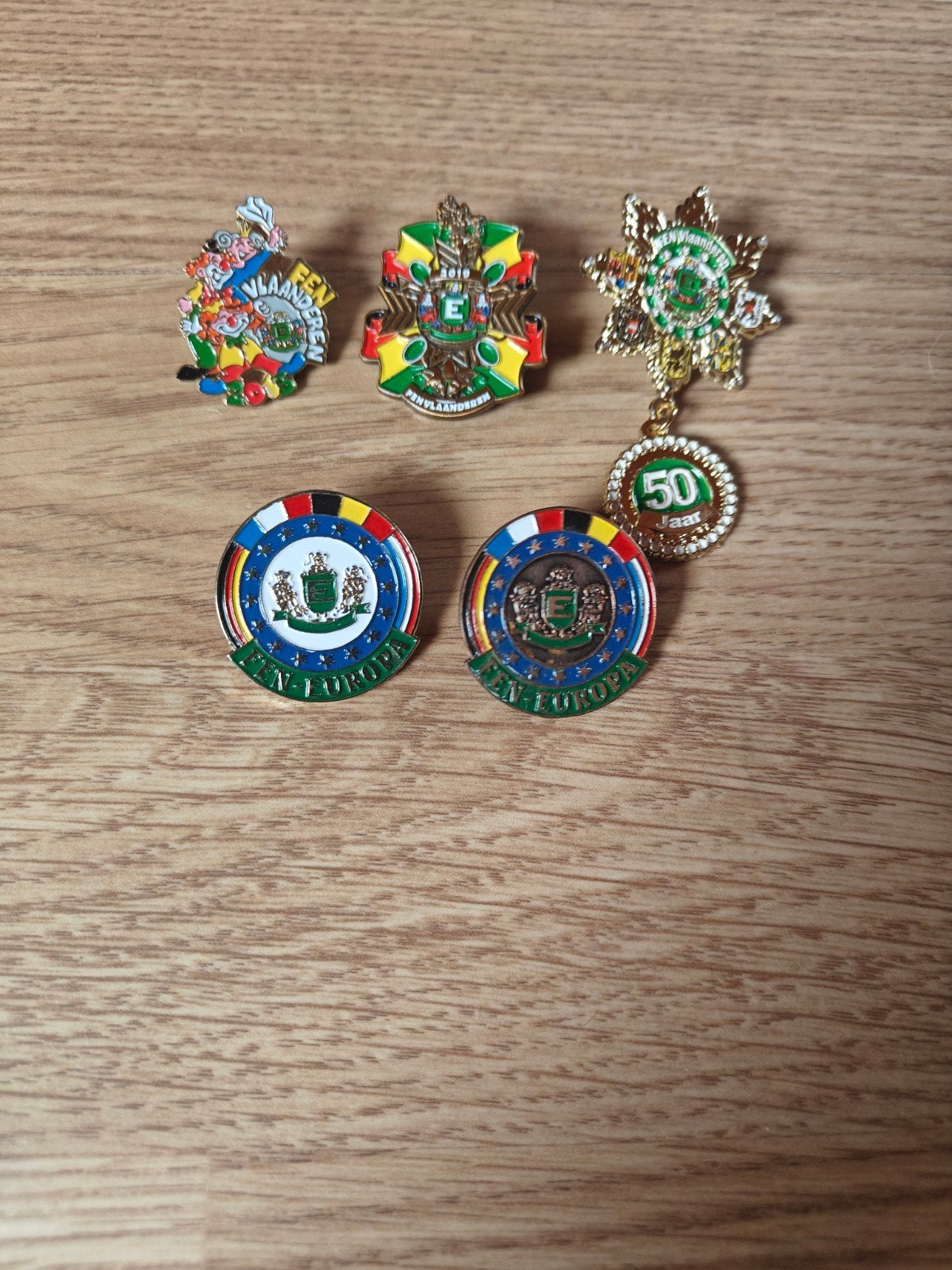 carnaval pins fen, Enlèvement ou Envoi