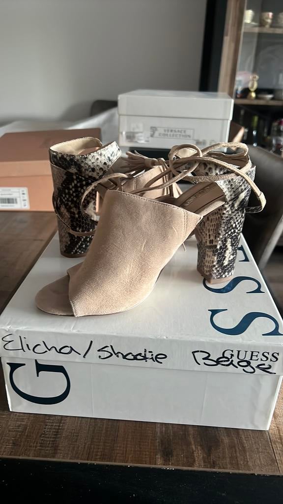 Guess leder sandalen, Enlèvement, Comme neuf