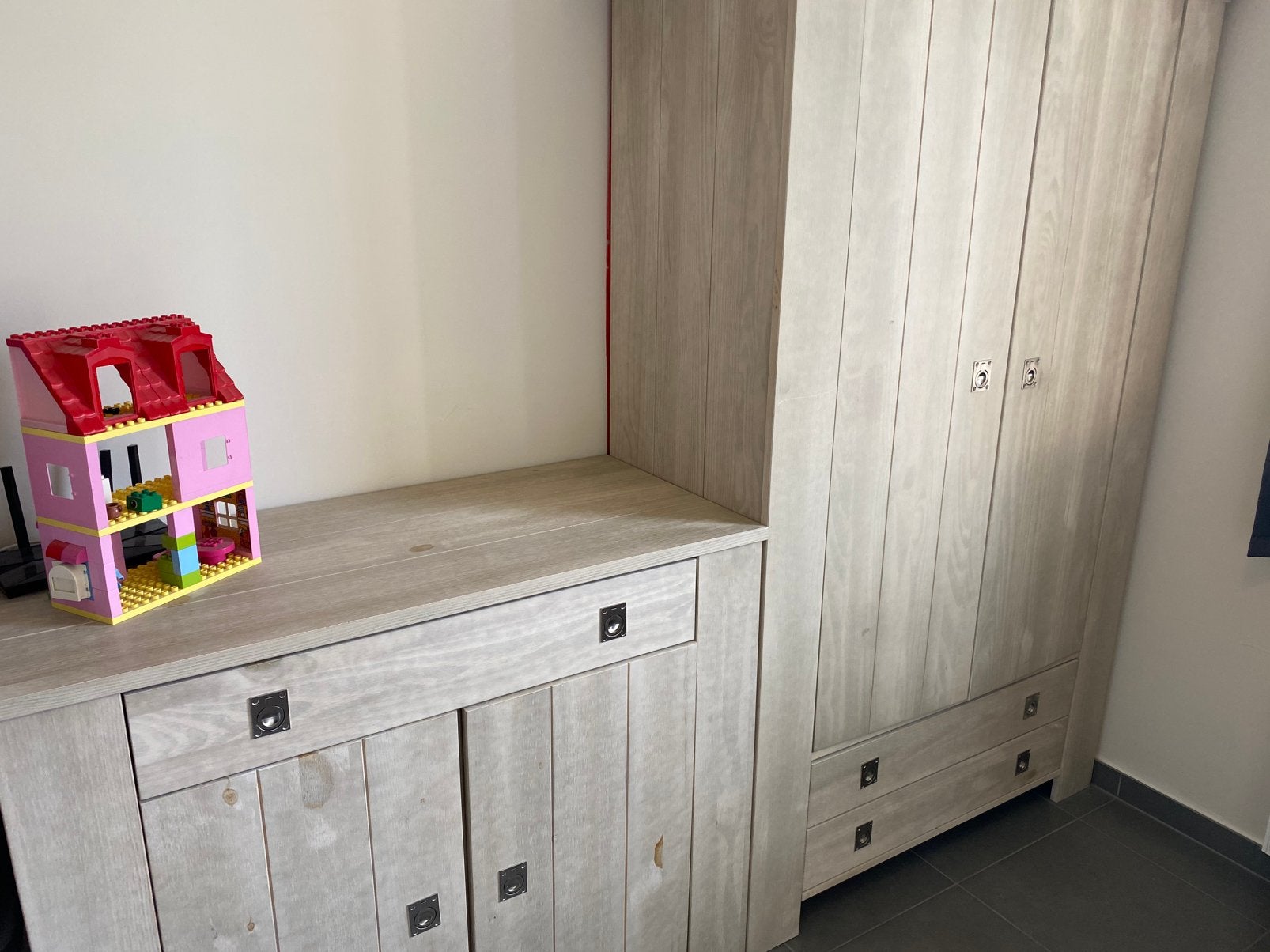 Volledige baby/kinderkamer - volledig hout, Kinderen en Baby's, Ophalen, Gebruikt, Commode