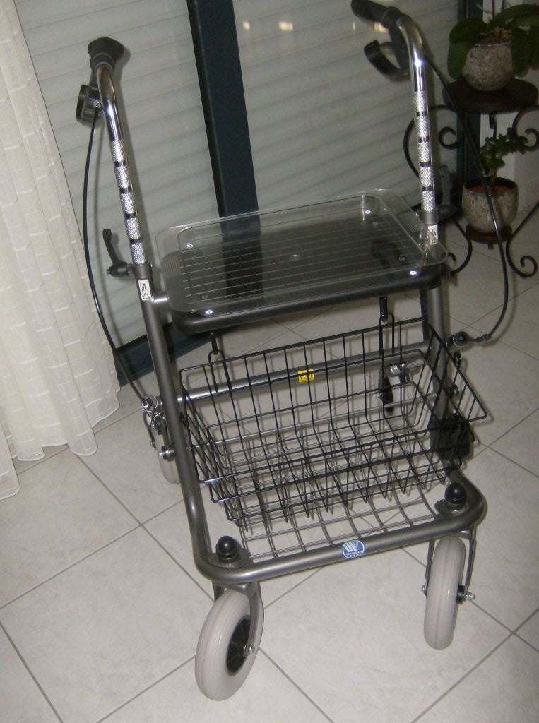 Rollator, Diversen, Ophalen